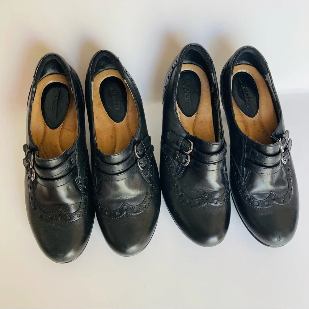 2 Pairs Earth Brand Latitude Black Leather Loafer Heels 6.5